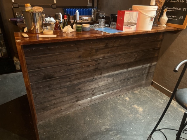 1384808-13 Bar counter