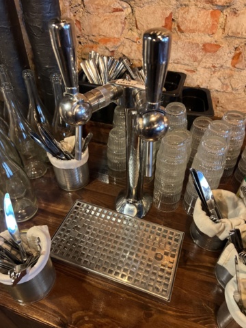 1384812-1 Water dispenser - Antoine