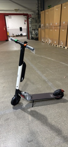 1497120-1 Segway E-scooter