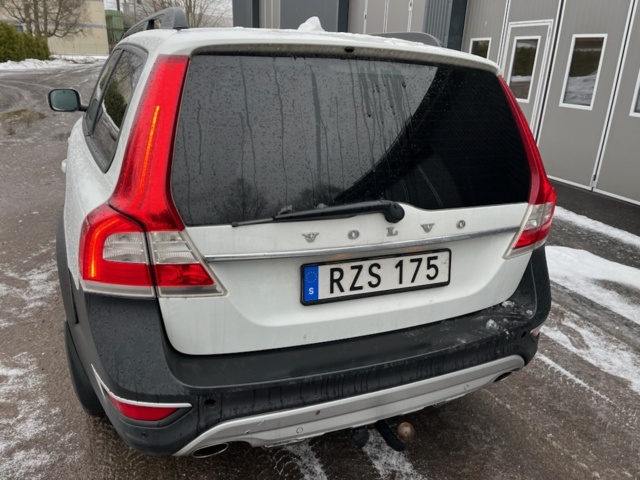1464650-3 Volvo XC70 D5 AWD Geartronic 2015