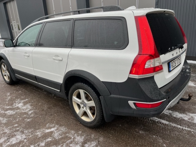 1464650-5 Volvo XC70 D5 AWD Geartronic 2015