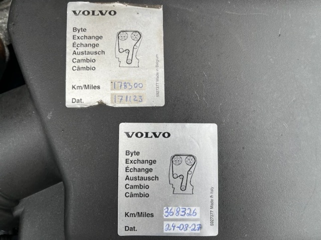 1464650-19 Volvo XC70 D5 AWD Geartronic 2015