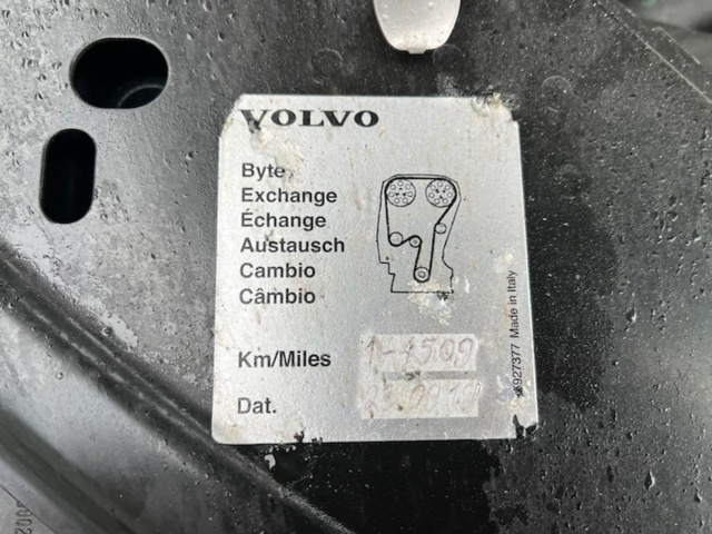 1464650-20 Volvo XC70 D5 AWD Geartronic 2015