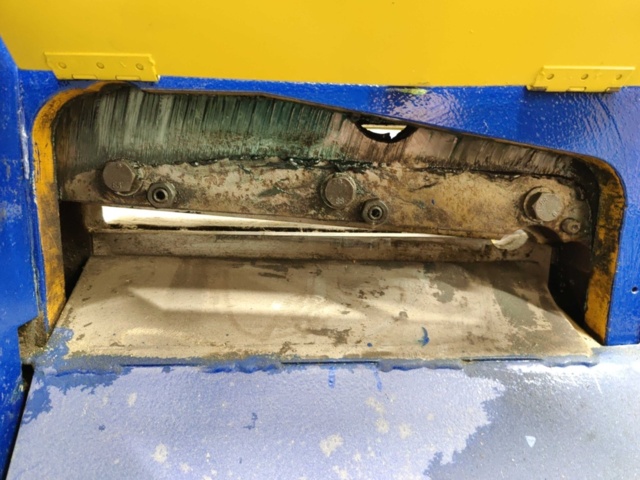 1496732-8 Stans- och klippmaskin Geka Microcrop-36