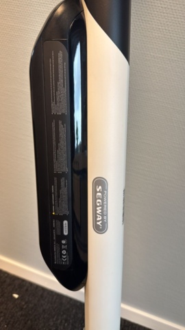 1497120-4 Segway E-scooter