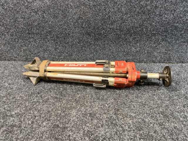 1496748-1 Tripod Hilti PA 920