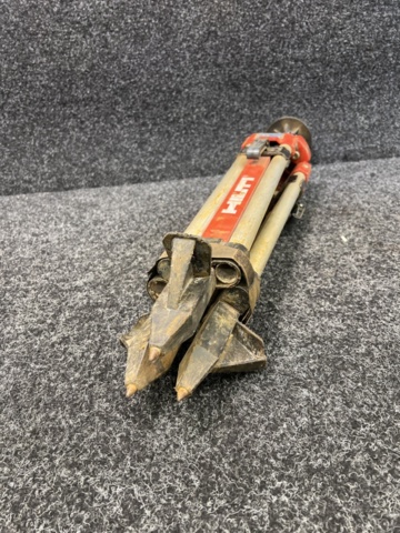 1496748-6 Tripod Hilti PA 920