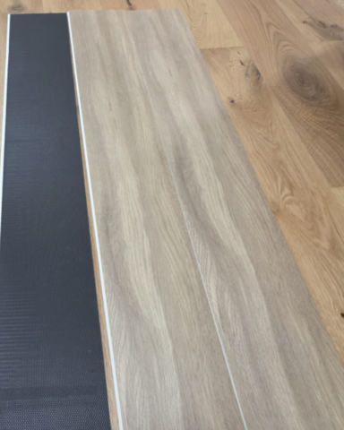 1497854-1 Vinyl flooring / click flooring 114 m² - Dark oak