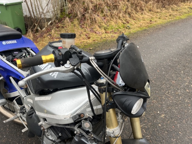 1351411-13 Motorcykel - Yamaha YZF-R1 1.0 Manuell, 150hk -1999 (Reparationsobjekt)