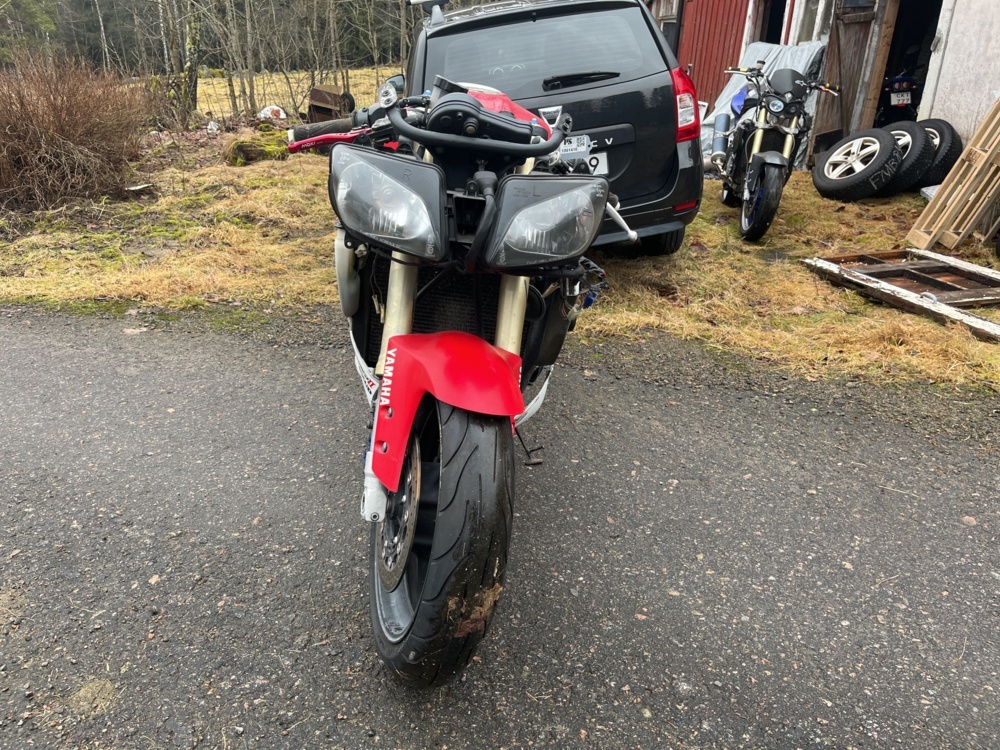 1351410-2 Motorcykel - Yamaha YZF-R1 1.0 Manuell, 150hk -1999 (Reparationsobjekt)
