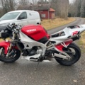 1351410-8 Motorcykel - Yamaha YZF-R1 1.0 Manuell, 150hk -1999 (Reparationsobjekt)