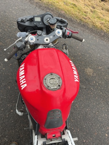 1351410-30 Motorcykel - Yamaha YZF-R1 1.0 Manuell, 150hk -1999 (Reparationsobjekt)