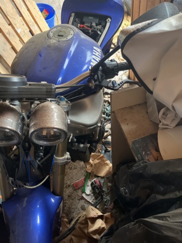 1351409-3 Motorcykel - Yamaha YZF-R1 1.0 Manuell, 150hk -1999 (Reparationsobjekt)