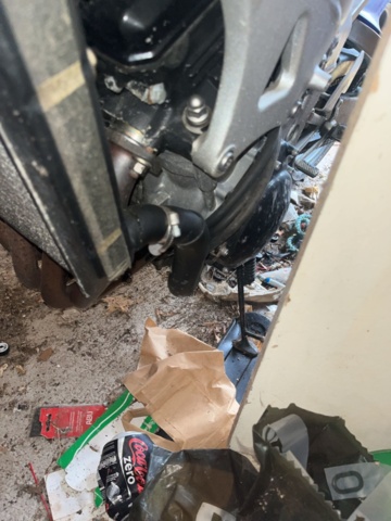 1351409-4 Motorcykel - Yamaha YZF-R1 1.0 Manuell, 150hk -1999 (Reparationsobjekt)