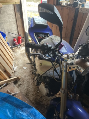 1351409-6 Motorcykel - Yamaha YZF-R1 1.0 Manuell, 150hk -1999 (Reparationsobjekt)