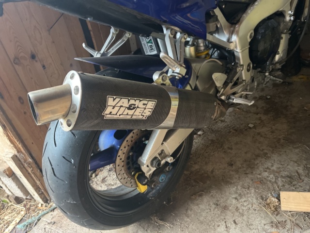 1351409-9 Motorcykel - Yamaha YZF-R1 1.0 Manuell, 150hk -1999 (Reparationsobjekt)