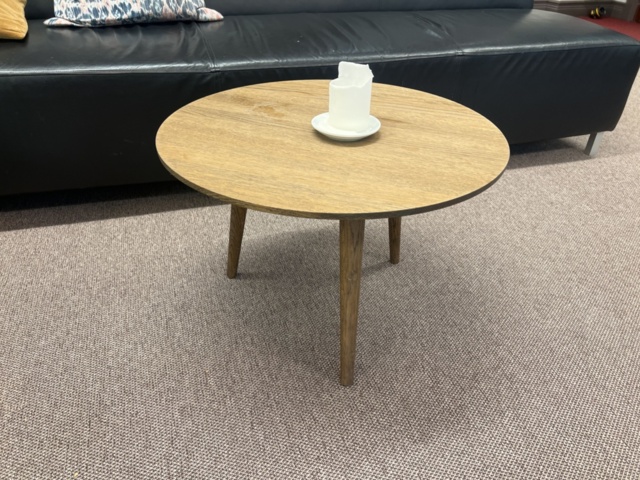 1469654-6 Office furniture - Sofa and table