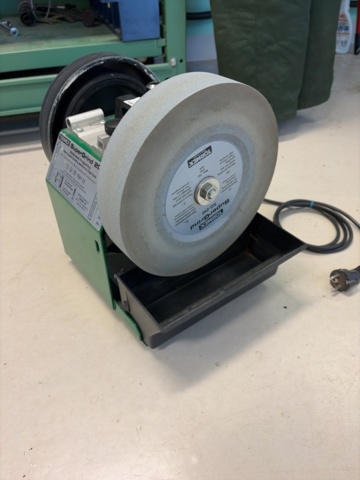 1491479-2 Water grinder