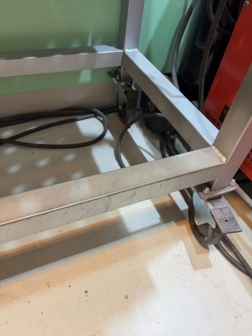 1491482-5 Jig table