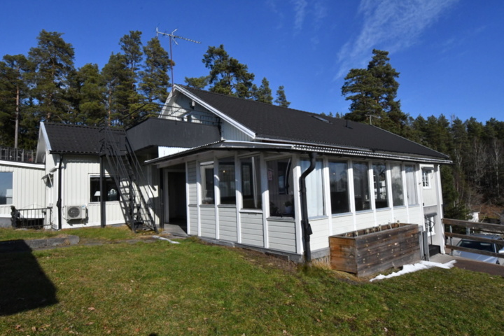 1492964-6 The property - Hultsfred Hyveln 20