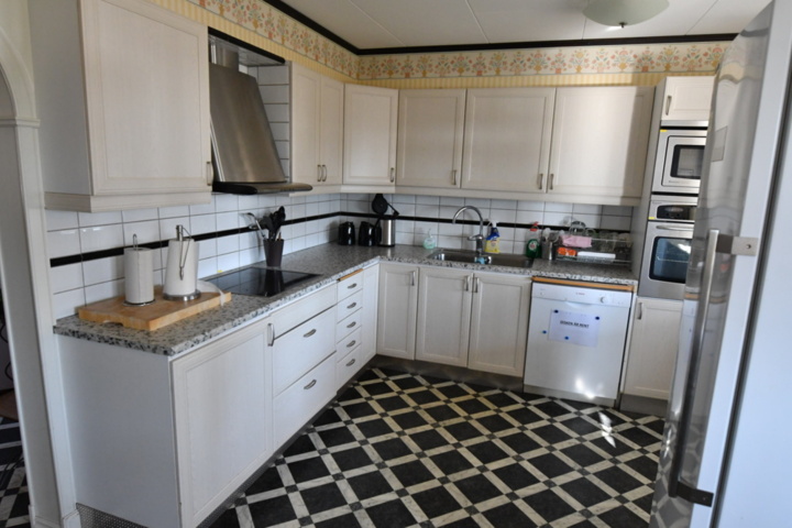 1492968-6 The property Kullen 4