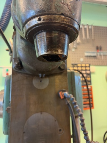 1491494-16 Vertikalfräs