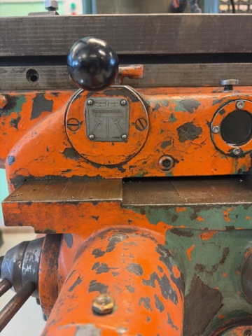 1491494-18 Vertikalfräs