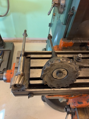 1491494-24 Vertikalfräs