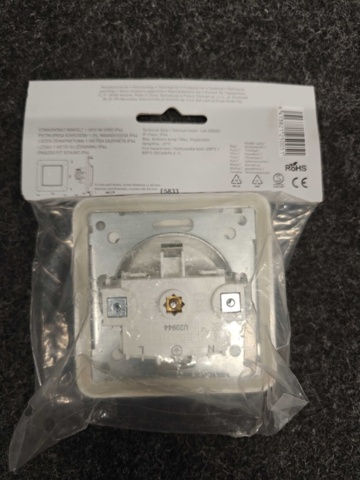 1498262-6 Wall sockets, lamp sockets & vehicle lighting