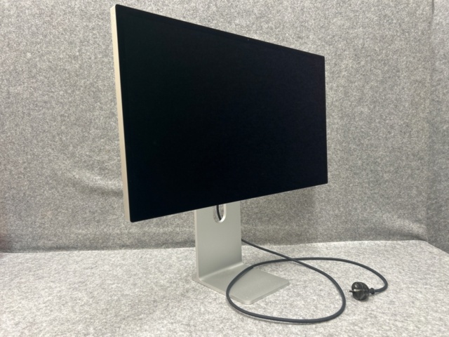 Display - Apple Studio Display A2525 - PS Auction - We value the