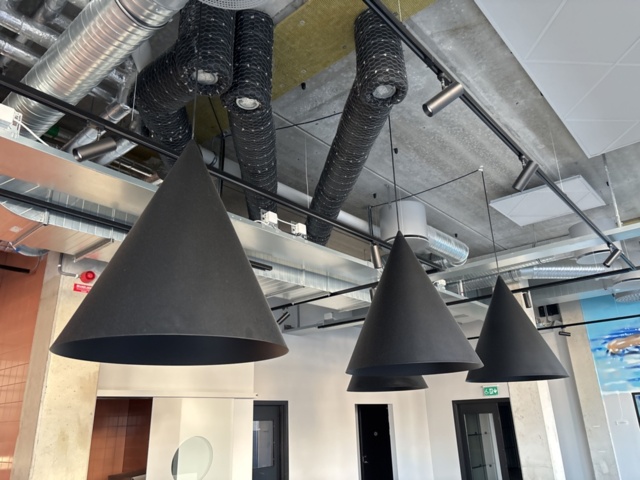 1428542-1 Pendellampor 7 st