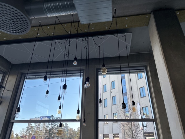 1428543-1 16 st pendellampor – olika modeller