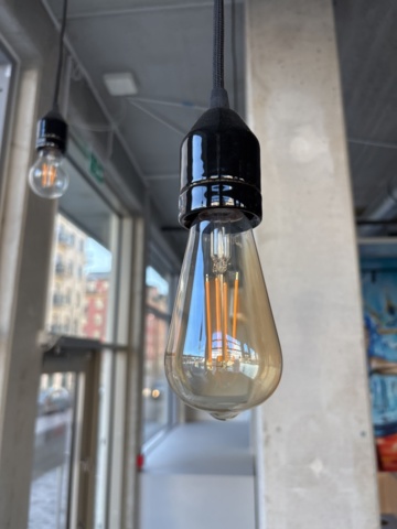 1428543-10 16 st pendellampor – olika modeller