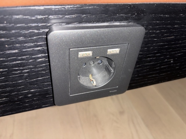 1428545-18 Möblemang - Café, kontor eller lounge