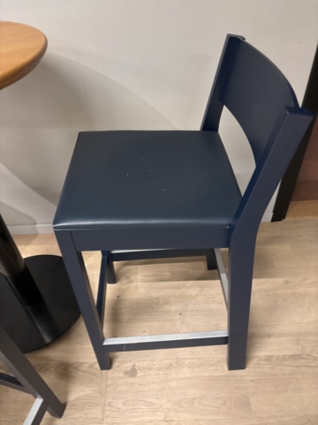 1428546-4 Furniture - Standing tables and high stools