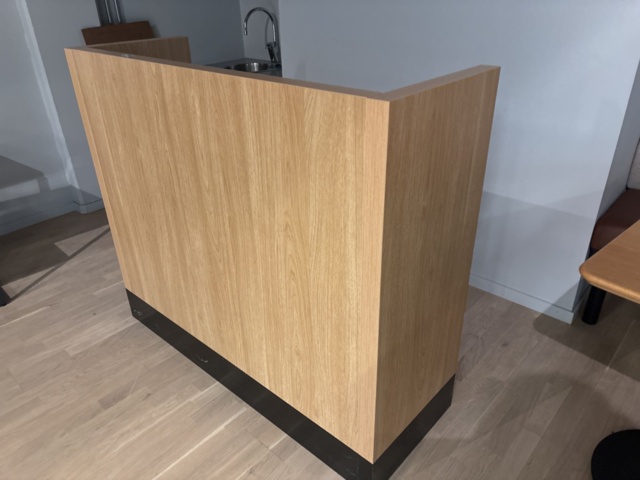 1428549-4 Recycling station with three compartments