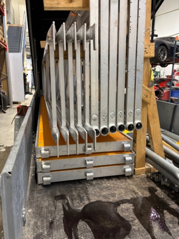 1421732-4 Monzon Scaffolding incl. trailer Majava M5035LJ With cover