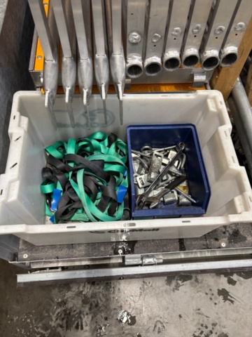 1421732-6 Monzon Scaffolding incl. trailer Majava M5035LJ With cover