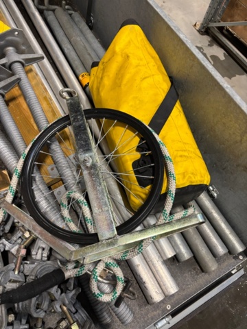 1421732-8 Monzon Scaffolding incl. trailer Majava M5035LJ With cover