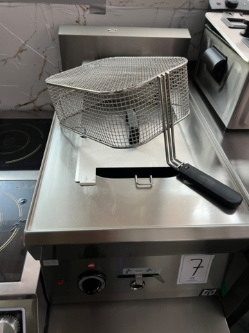 1489857-1 Deep fryer - Mastro