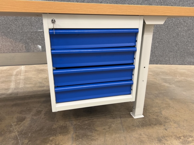 1498457-5 Workbench AJ Products SOLID with shelves, 2500x800