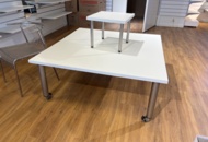 1469806 Exponeringsbord 7 st, stolar, m.m