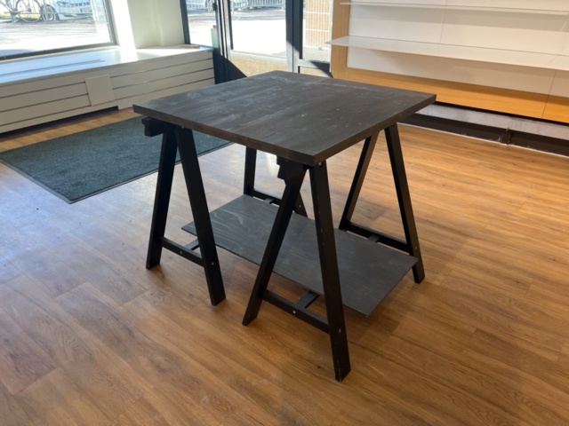 1469806-5 Exponeringsbord 7 st, stolar, m.m