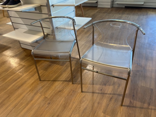 1469806-10 Exponeringsbord 7 st, stolar, m.m