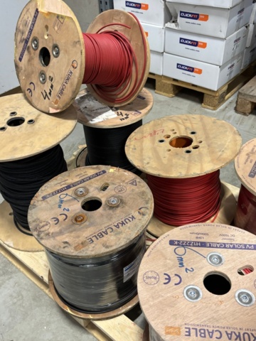 1421736-4 Cable for solar cells