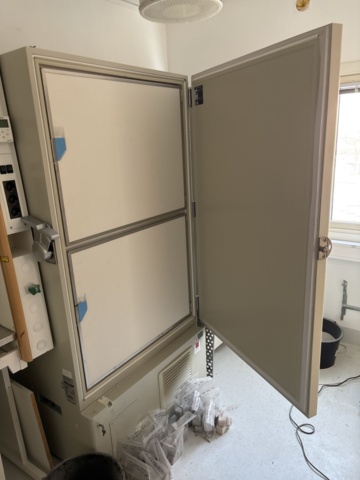 1428569-13 Freezer - SANYO MDF-U73V