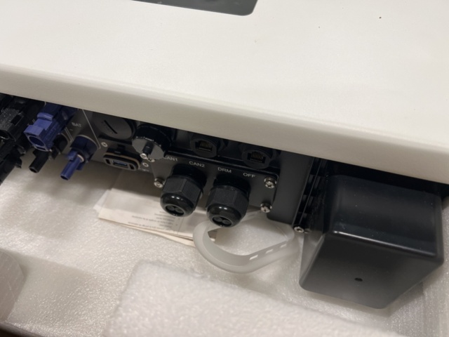 1457800-9 Hybrid inverter SolaX Power X3-Hybrid-12.0-D three-phase