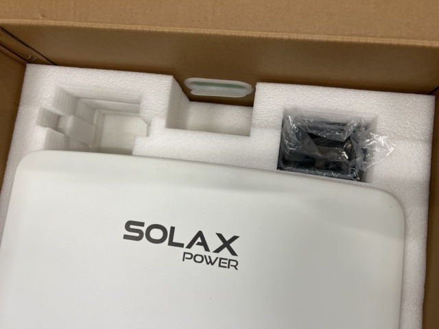 1457800-10 Hybrid inverter SolaX Power X3-Hybrid-12.0-D three-phase