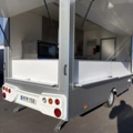 1471258-4 Foodtruck / Försäljningsvagn – Street Food