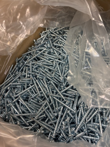 1498583-6 About 5000 pcs. Floor & molding screw Grabber 4.0x40mm